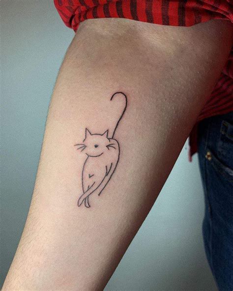 100 Small And Simple Cat Tattoo Ideas Minimalist Cat Tattoo Kitten Tattoo Cute Cat Tattoo 100 Small And Simple Cat Tattoo Ideas Minimalist Cat Tattoo Kitten Tattoo Cute Cat Tattoo