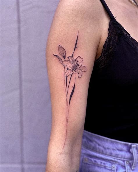 17 Unique Lily Flower Tattoo Ideas For Inspiration 17 Unique Lily Flower Tattoo Ideas For Inspiration