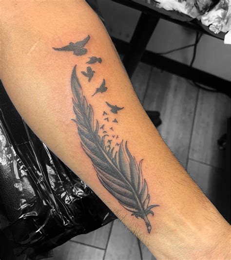 23 Best Birds Of A Feather Tattoo Designs Images On Pinterest Design Tattoos Feather Tattoo 23 Best Birds Of A Feather Tattoo Designs Images On Pinterest Design Tattoos Feather Tattoo