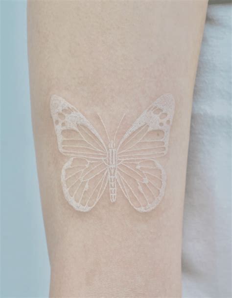 23 Incredible White Ink Tattoo Ideas To Add A Shimmer 23 Incredible White Ink Tattoo Ideas To Add A Shimmer
