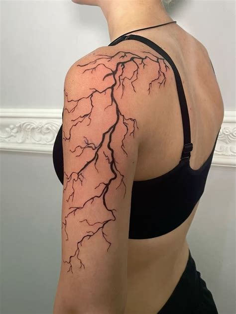 24 Lightning Tattoo Ideas 2025 For Men And Women Bold Minimalist Sleeve And Shoulder Designs 24 Lightning Tattoo Ideas 2025 For Men And Women Bold Minimalist Sleeve And Shoulder Designs