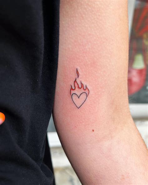 25 Fire Heart Tattoos That Are So Cool You Amp 39 Ll Get One Immediately 25 Fire Heart Tattoos That Are So Cool You Amp 39 Ll Get One Immediately