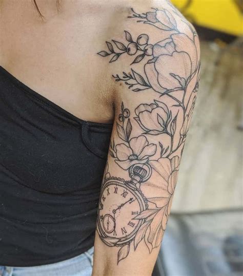 25 Gorgeous Upper Arm Tattoos For Women 25 Gorgeous Upper Arm Tattoos For Women