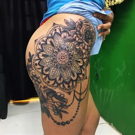 30 Women S Badass Hip Thigh Tattoo Ideas Mybodiart 30 Women S Badass Hip Thigh Tattoo Ideas Mybodiart