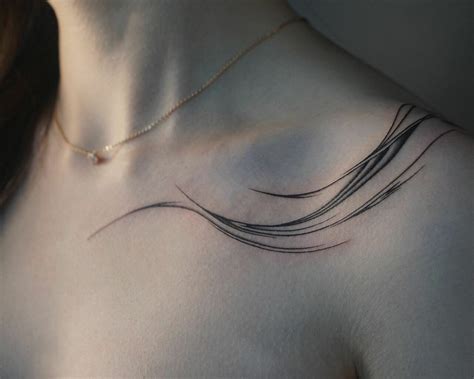 33 Cool Collarbone Tattoo Ideas For Women In 2023 33 Cool Collarbone Tattoo Ideas For Women In 2023