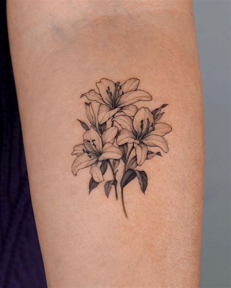 40 Lovely Lily Tattoo Designs And Their Hidden Stories