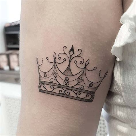 43 Creative Crown Tattoo Ideas For Women Stayglam 43 Creative Crown Tattoo Ideas For Women Stayglam