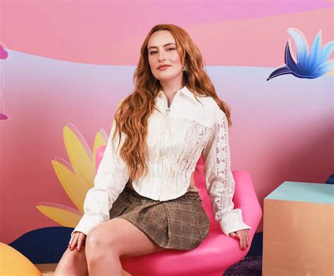 5 Female Comedians You Need To Know Young Hollywood 5 Female Comedians You Need To Know Young Hollywood