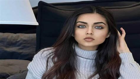 5 Onlyfans Stars Who Ditched Corporate Jobs To Join The Platform 5 Onlyfans Stars Who Ditched Corporate Jobs To Join The Platform