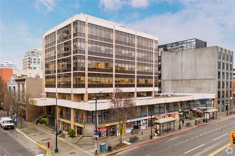 Douglas St Apartments for Rent