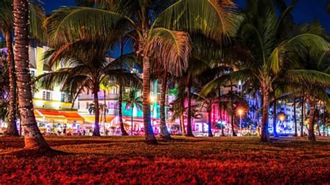A Full Throttle Weekend Guide To Miami