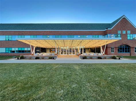 Admissions Visitor Center Tour