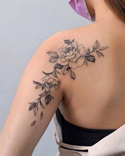 7 Back Shoulder Tattoo Ideas