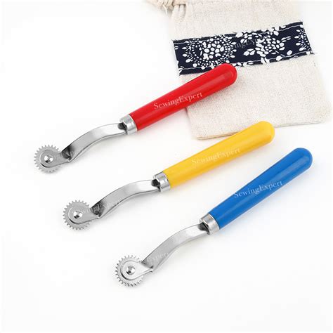 Biar Jahitanmu Makin Profesional Yuk Pahami Bedanya 1 Rader Gerigi Si Pekerja Keras Cocok Banget Buat Kain Yang Stabil Seratnya Rapat Dan Agak Tebal Seperti Katun Poplin Toyobo Drill Linen Jeans Denim