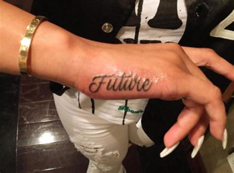 Blac Chyna Removes Tattoo Of Future S Name From Her Hand