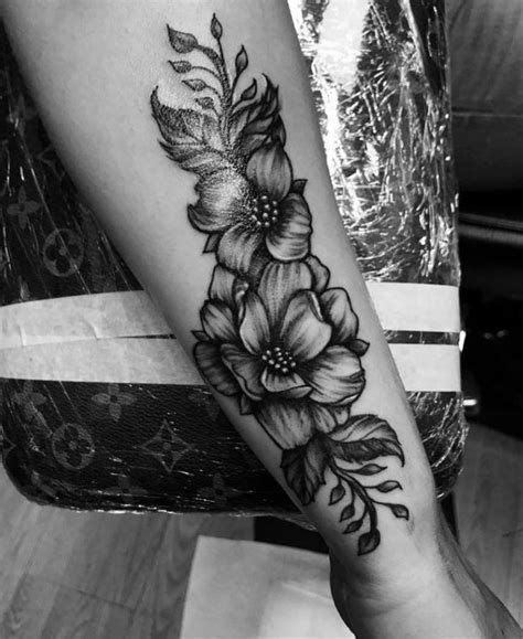 Black And White Flower Tattoo Design At Phyllis Lange Blog