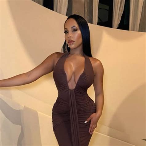 Christine Elizabeth Age Biography Net Worth Lifestyle Onlyfans Success Christine Elizabeth Age Biography Net Worth Lifestyle Onlyfans Success