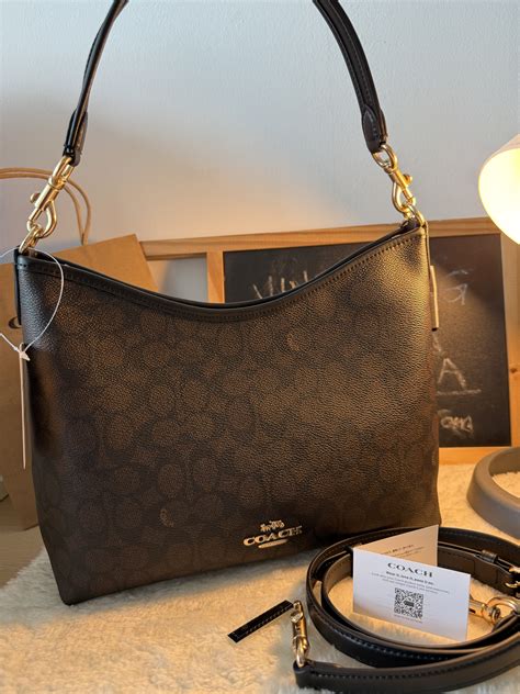 Coach Laurel Shoulder Bag In Signature Canvas Vinee Bag Coach Laurel Shoulder Bag In Signature Canvas Vinee Bag