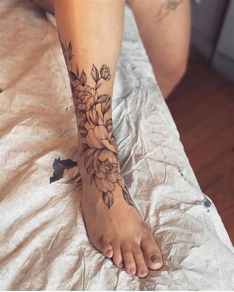 5 Cute Leg Tattoos