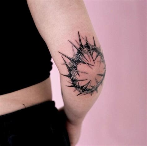 Dazzling Elbow Tattoo Ideas