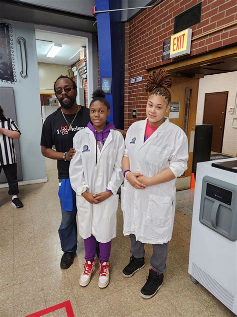 Excel Academy Of Southwest Robotics Team Compete In First Tech Challenge Sesi Schools