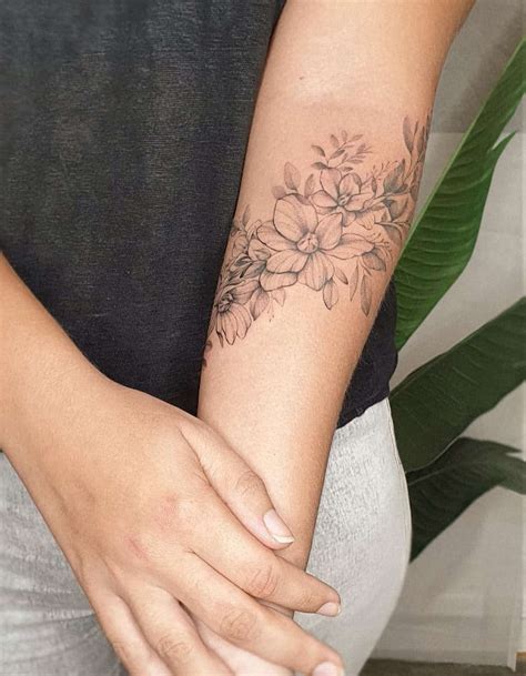 Female Flower Tattoo Ideas At Sherlyn Weyer Blog