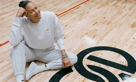 Former Basketball Player Liz Cambage Hits Big On Onlyfans Life Style Aaj English Tv Former Basketball Player Liz Cambage Hits Big On Onlyfans Life Style Aaj English Tv