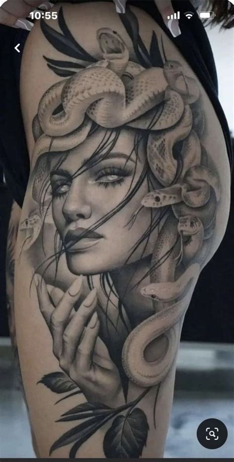 Girl Amp Snake Tatuaggio Medusa Idee Per Tatuaggi Tatuaggi Gambe