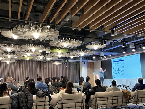 Global Modular Course The Wharton School Global Modular Course The Wharton School