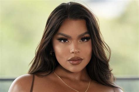 Gracie Bon Discover Her Journey To Success And Stardom Perfectley Gracie Bon Discover Her Journey To Success And Stardom Perfectley