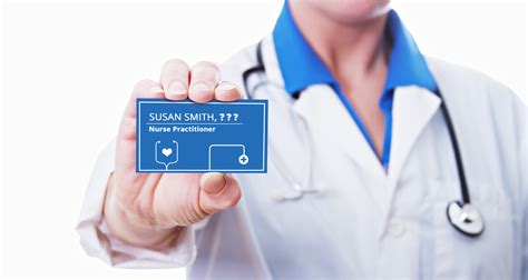 How Should Nurse Practitioners List Their Credentials