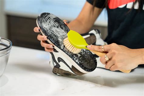 How To Clean Your Shoes In 6 Easy Steps Nike My How To Clean Your Shoes In 6 Easy Steps Nike My