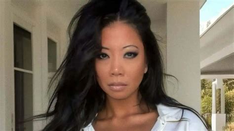 I M An Onlyfans Mum Made 200K Overnight After Olivia Attwood S Show My Kids Ask Where The Cash Is From I M A Service I M An Onlyfans Mum Made 200K Overnight After Olivia Attwood S Show My Kids Ask Where The Cash Is From I M A Service