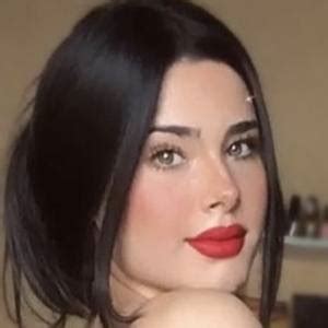 Jada Adriana Olivarez Tiktok Star Age Birthday Bio Facts Family Net Worth Height Jada Adriana Olivarez Tiktok Star Age Birthday Bio Facts Family Net Worth Height