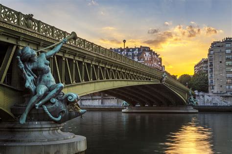 Le Pont Mirabeau Paris Prancis Review Tripadvisor