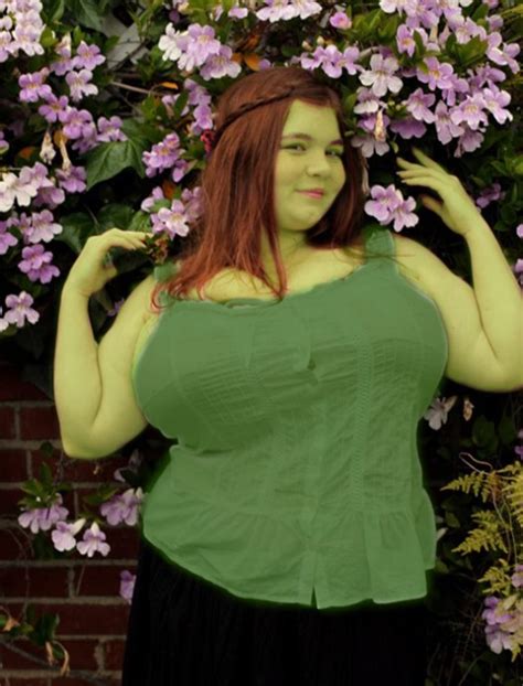 Lexxi Luxe Photo 1 Goldposter Lexxi Luxe Photo 1 Goldposter