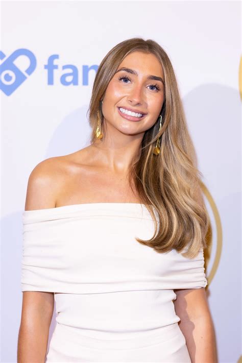 Lily Phillips News Us Weekly Lily Phillips News Us Weekly