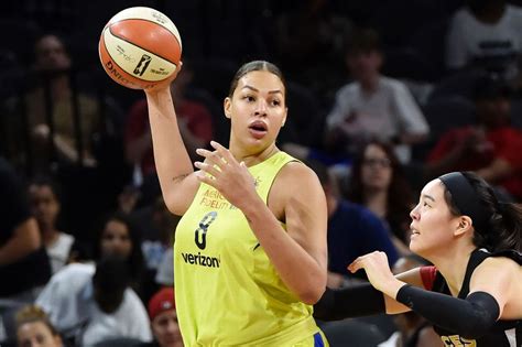Liz Cambage Knows The Wnba Needs Change These 5 Problems Need Fixing Sb Nation Liz Cambage Knows The Wnba Needs Change These 5 Problems Need Fixing Sb Nation