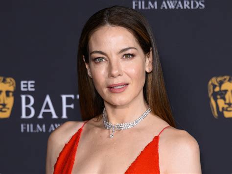 Michelle Monaghan S 30 Year Lotion Free Streak Is Over Into The Gloss Michelle Monaghan S 30 Year Lotion Free Streak Is Over Into The Gloss