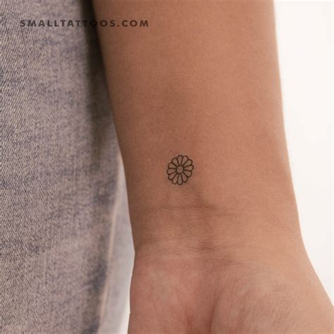 Minimalist Daisy Temporary Tattoo Set Of 3 Small Tattoos