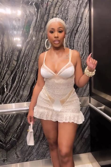 Nicki Minaj Concert Attire Suggestions Magic Of Clothes Nicki Minaj Concert Attire Suggestions Magic Of Clothes