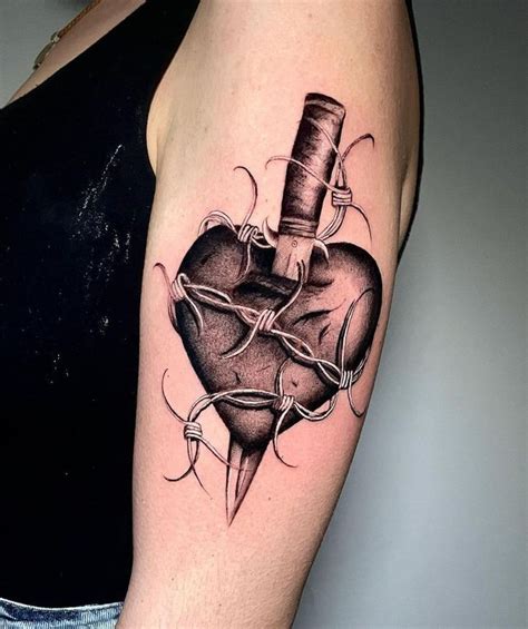 Page 5 Broken Heart Tattoo Images Free Download On Freepik