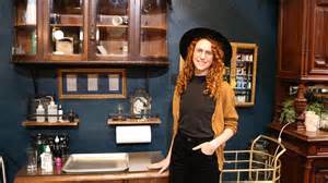 Panama City S Thistle And Thorne Merges Restaurant With Tattoo Parlor Panama City S Thistle And Thorne Merges Restaurant With Tattoo Parlor