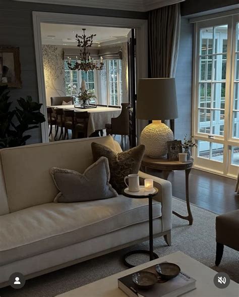 Pin By Caroline Verveer Van Pelt On Colonial Chique In 2025 Home Living Room Dream House Pin By Caroline Verveer Van Pelt On Colonial Chique In 2025 Home Living Room Dream House