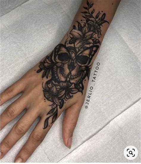 Pin By Samanta On Darbas Hand Tattoos For Women Skull Sleeve Tattoos Pretty Skull Tattoos Pin By Samanta On Darbas Hand Tattoos For Women Skull Sleeve Tattoos Pretty Skull Tattoos