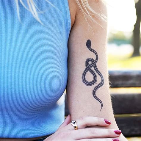 Queen Snake Tattoo Queen Snake Temporary Tattoo Semiaquatic Snake Tattoo Water Snake Tattoo Animal Tattoo Cool Tattoo Snake Etsy
