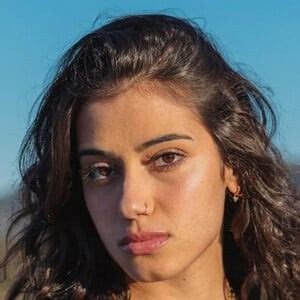 Sara Saffari Age Bio Family Famous Birthdays Sara Saffari Age Bio Family Famous Birthdays