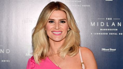 Sarah Jayne Dunn Dropped From Hollyoaks After Creating Onlyfans Account Itv News Sarah Jayne Dunn Dropped From Hollyoaks After Creating Onlyfans Account Itv News