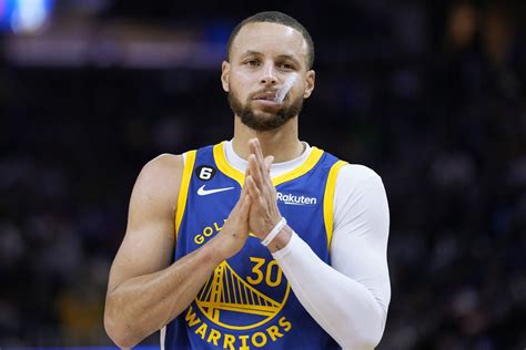Steph Curry Breaks Another Golden State Warriors Record