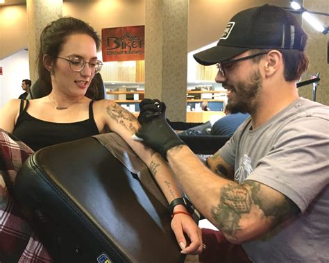 Tattoo Deal Draws Crowd Tattoo Deal Draws Crowd